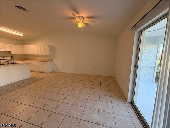 Building Photo - 1818 Andalusia Blvd