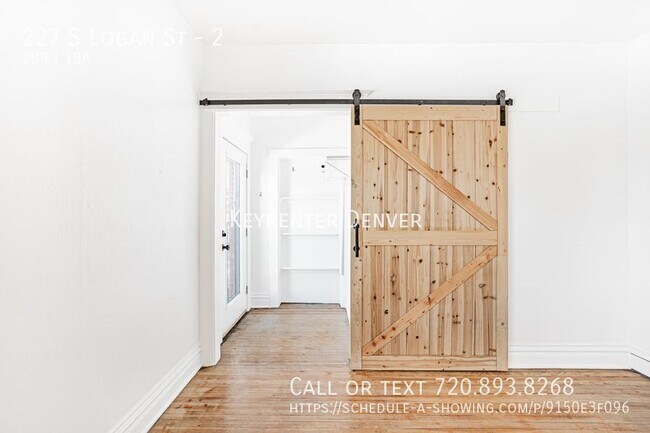 Building Photo - Unique 2 Bed 1 Bath Upstairs Unit with W/D...