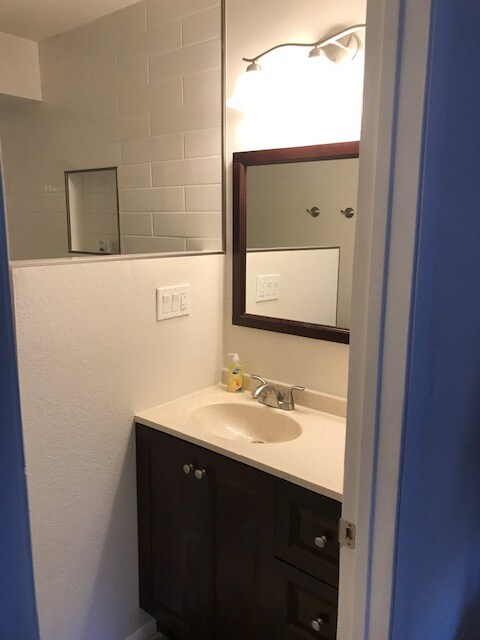 Foto del edificio - 7436 E Chaparral Rd