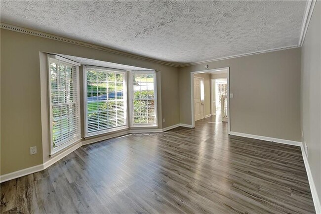 Building Photo - 3940 Camrose Pl