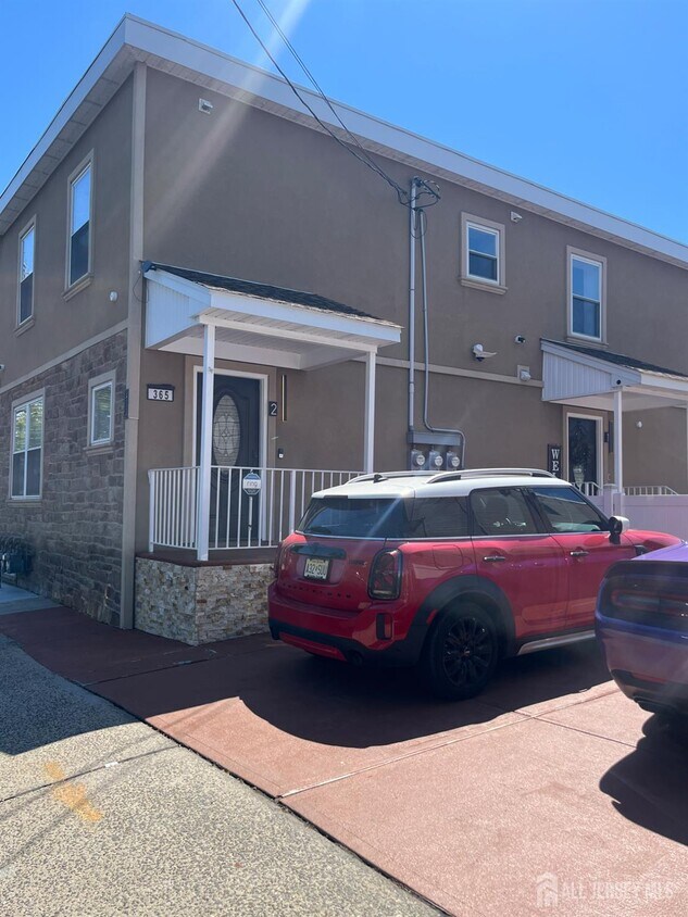 Foto principal - 365 Grove St