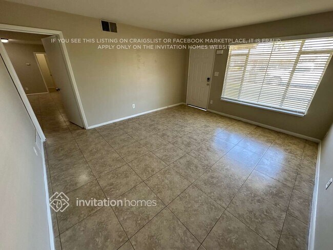 Foto del edificio - 3737 W Lawrence Rd