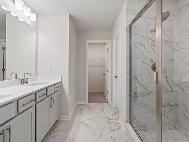 Building Photo - 3 Bedroom Townhome in Marietta