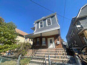 Building Photo - 18 Warner Ave