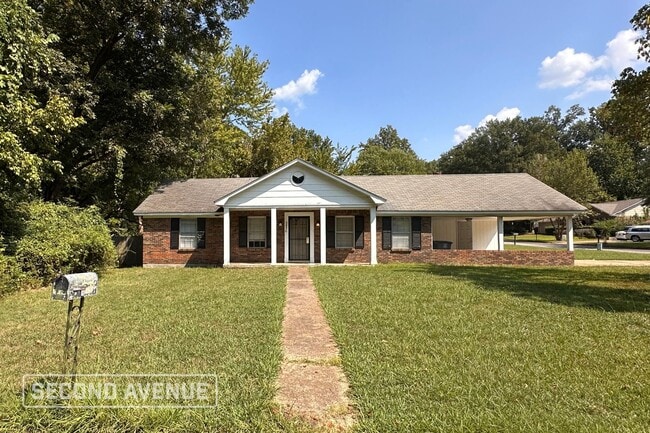 Building Photo - 3850 Hanna Dr