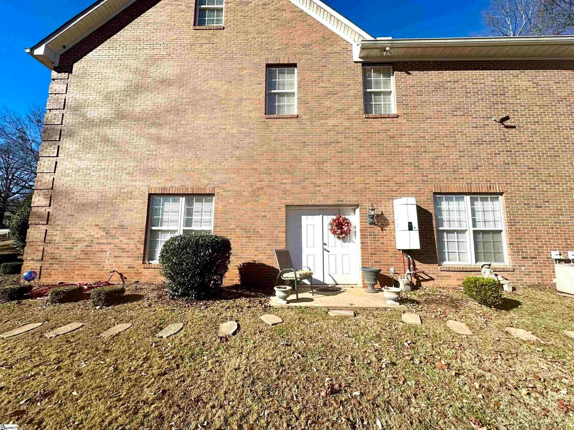 128 Burlwood Ct, Greer, SC 29651 House Rental in Greer, SC