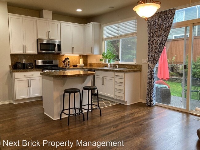 Building Photo - 5 br, 3 bath House - 11581 179th Ct NE