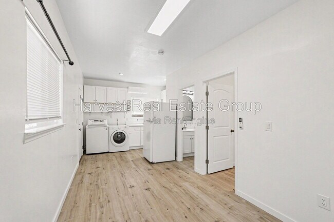 Foto del edificio - 3663 Madeira Way