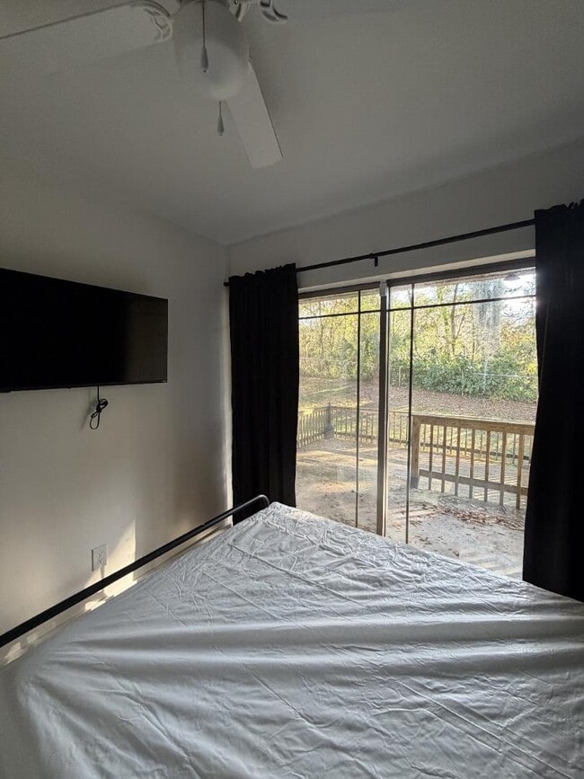 Foto del edificio - 5140 River Bluff Ln