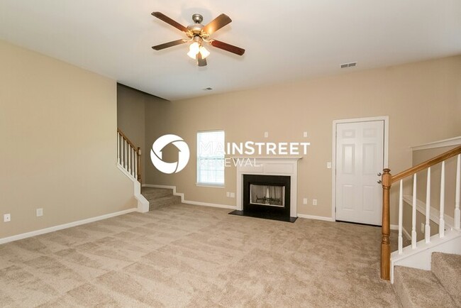 Building Photo - 5563 Martin Ct