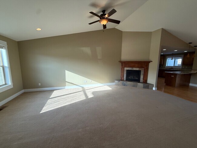 Foto del edificio - 25 Baldy Ct