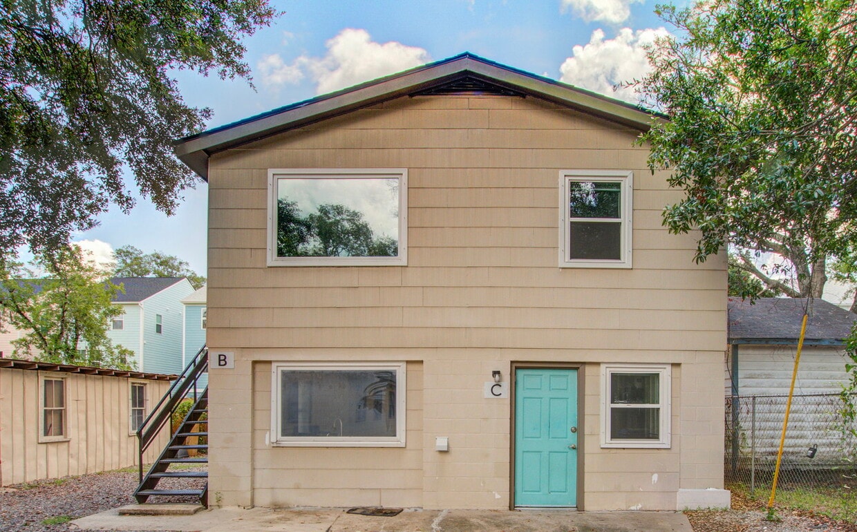 Photo - 1833 Orangeburg Street Apt #C, North Charleston, SC 29405 - 1 BR 1 BA condo