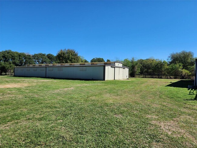 Foto del edificio - 30725 Vining Rd