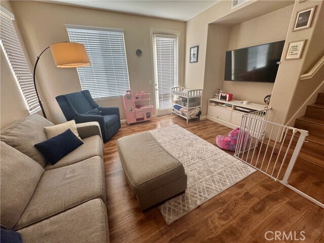 Building Photo - 99 Canyoncrest