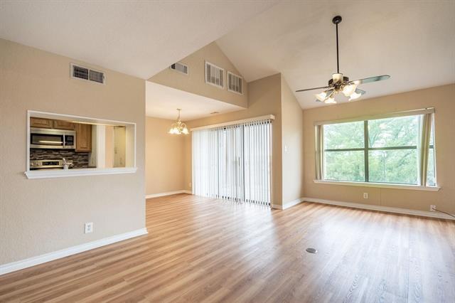 Foto del edificio - 1518 Signal Ridge Pl