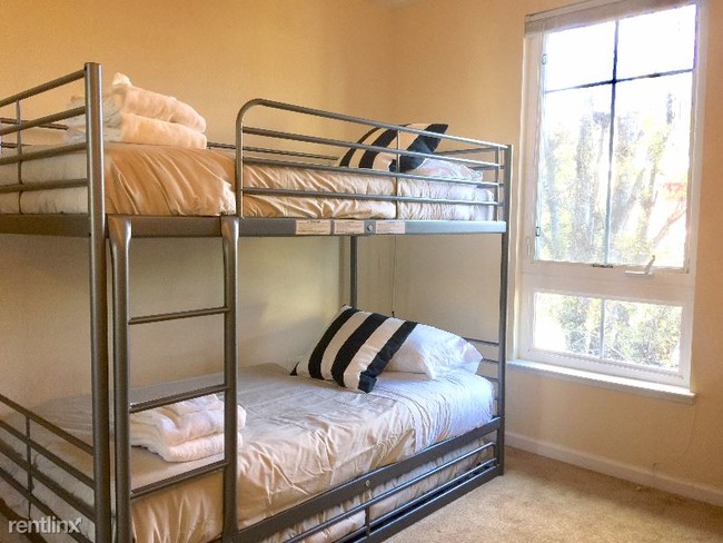 Building Photo - 2 br, 1 bath Apartment - 1797 Shattuck Ave