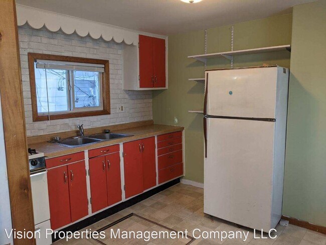 Building Photo - 1 br, 1 bath House - 520 3rd St SE