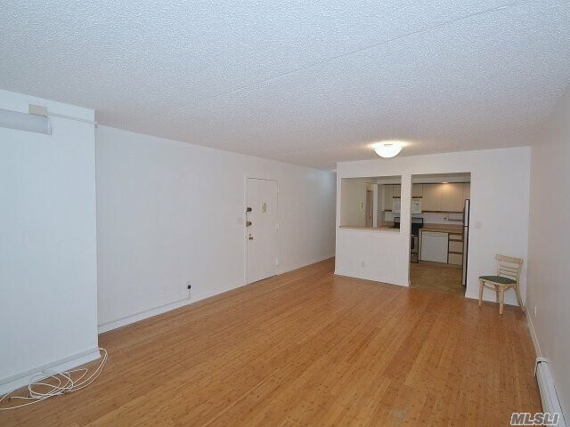 Building Photo - 71-30 162nd St