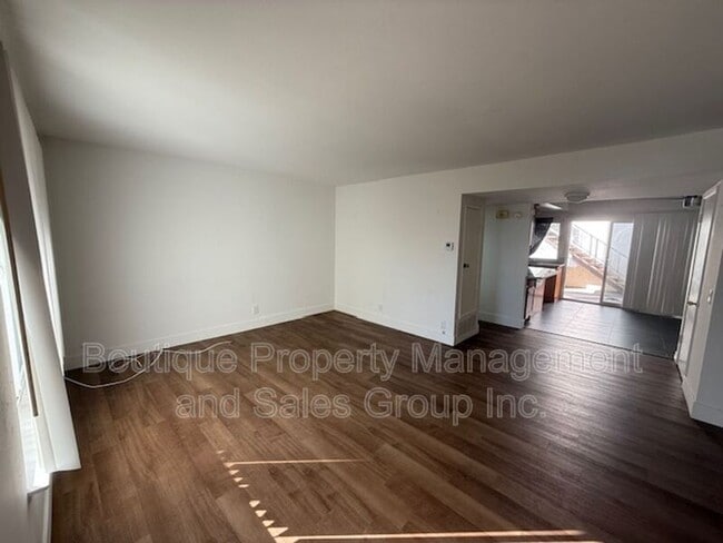 Building Photo - 11086 El Amarillo Ave