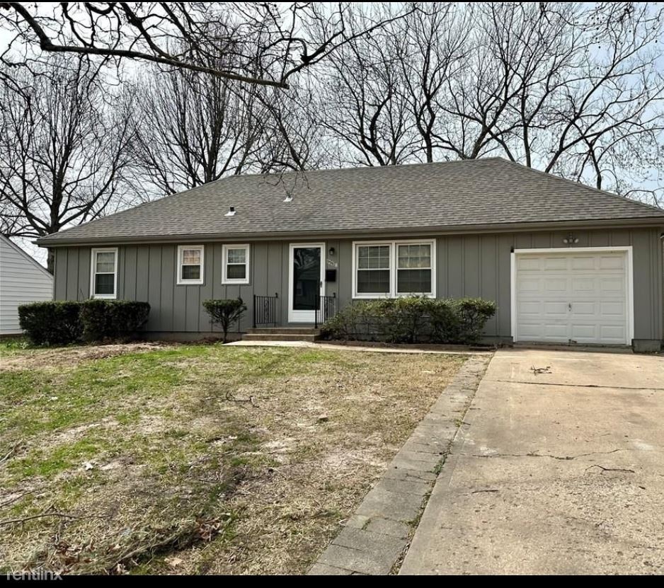 9942 McGee St, Kansas City, MO 64114 House Rental in Kansas City, MO