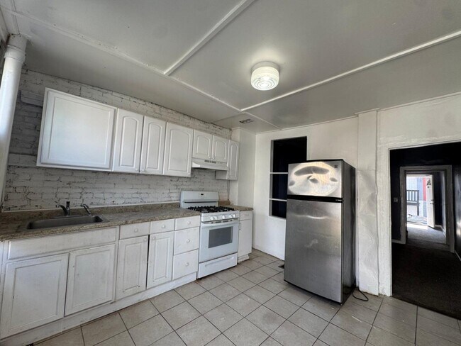 Photo - 2005 Etting St Townhome