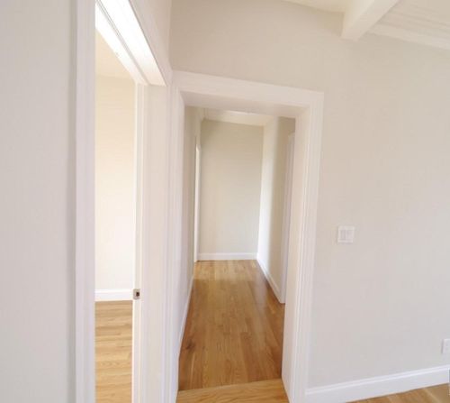 Building Photo - 103 7th Ave S