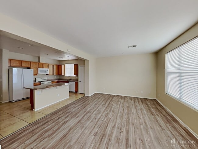 Building Photo - 2905 Aspen Club Ave