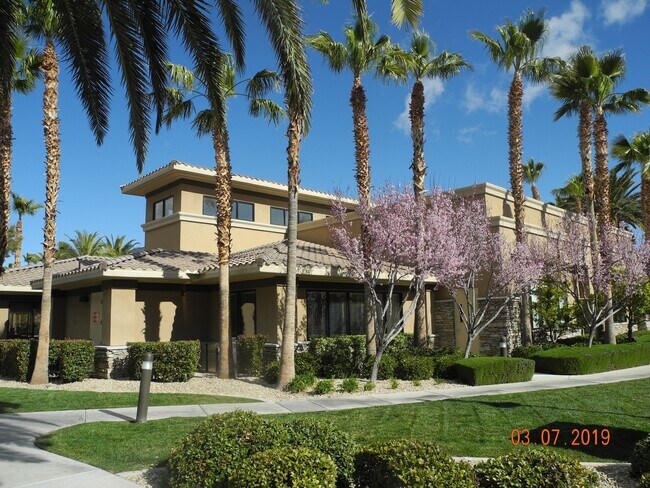 Foto del edificio - 1051 Whitworth Ave