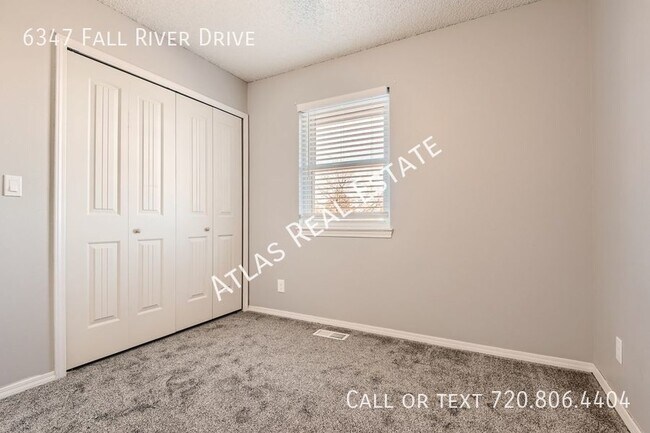 Foto del edificio - Beautiful 4 Bedroom 4 Bathroom Home in Nor...