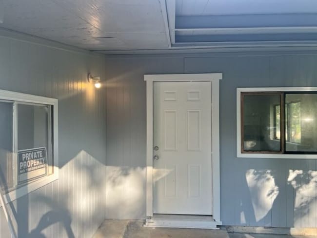 Building Photo - 8615 Beaumont Dr