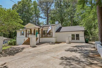 Building Photo - 3898 Skidmore Dr