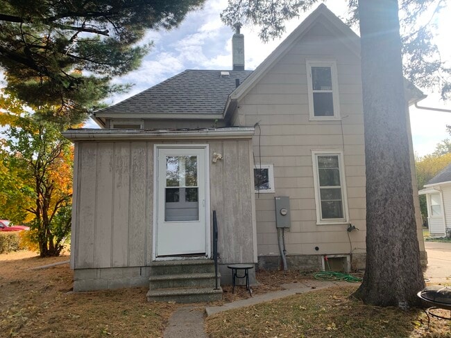 Building Photo - 1923 Clay St