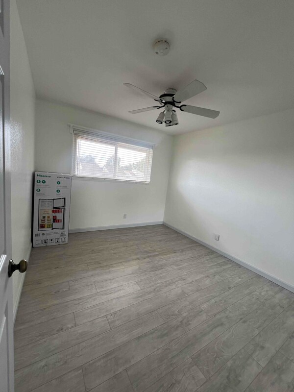 Foto principal - 1 S Brea Blvd