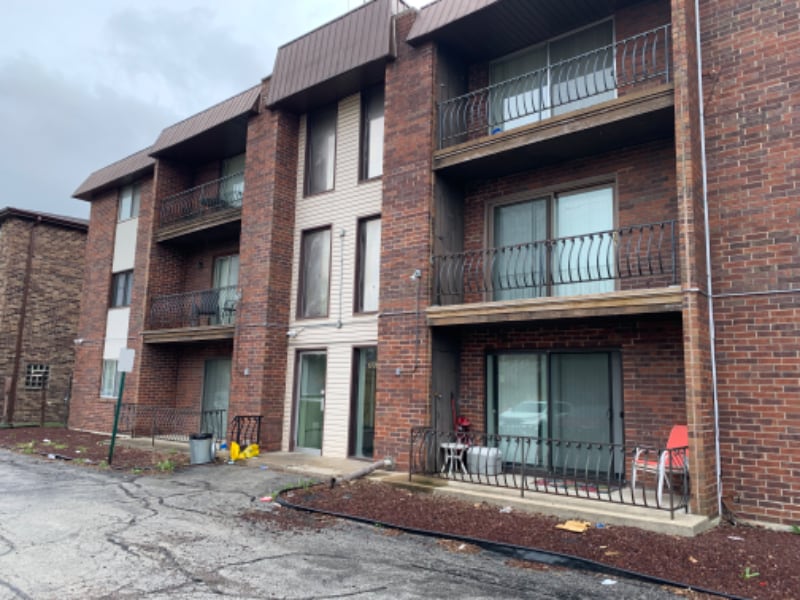 17701 Park Blvd Unit 202, Lansing, IL 60438 Condo for Rent in Lansing