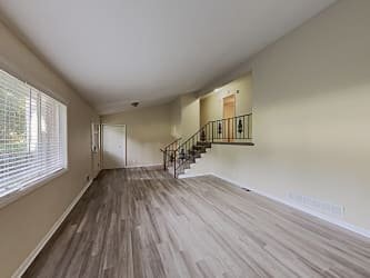 Foto del edificio - 4242 Valley Lake Terrace SW