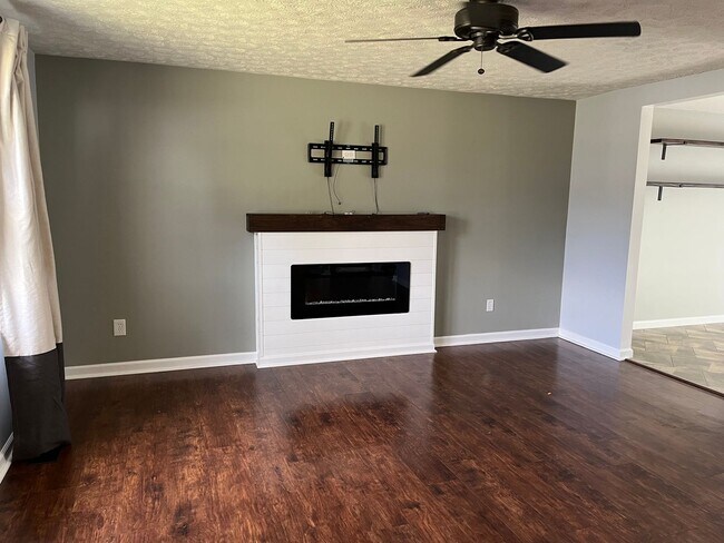 Building Photo - 4286 Boyne Ct