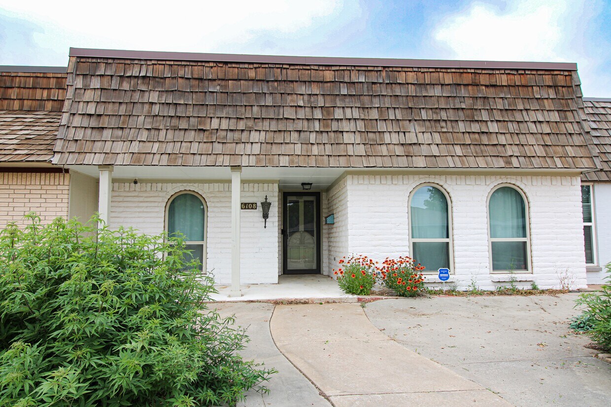 Primary Photo - 6108 Belpree Rd