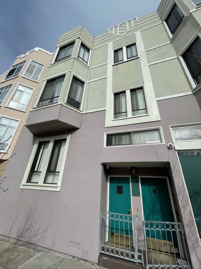 Foto del edificio - 710 Lombard St