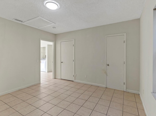 Foto del edificio - 2788 41st Ave N