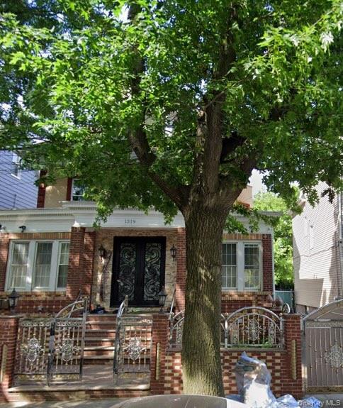 Primary Photo - 1519 Roselle St