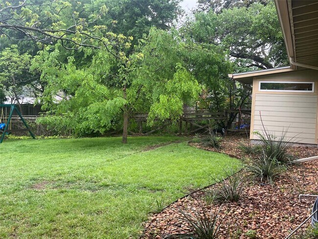 Building Photo - 11505 Indianhead Dr