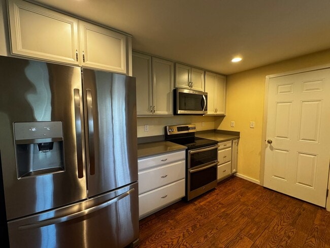 Photo - *Move-in Special - $200 off 1st Month's Rent* Updated 3-Bed Home in Desirable South Eugene