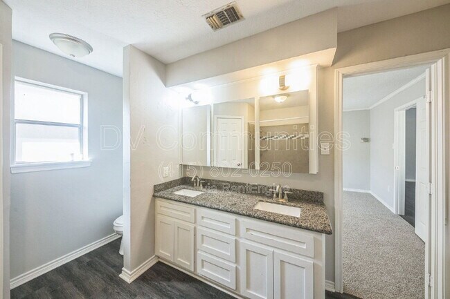 Foto del edificio - 9830 Cherokee St