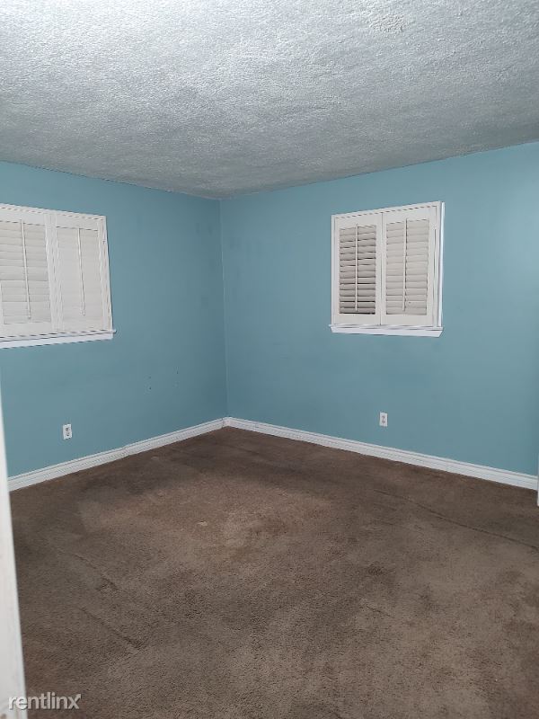 Foto del edificio - 4 br, 3 bath House - 2340 2nd St.