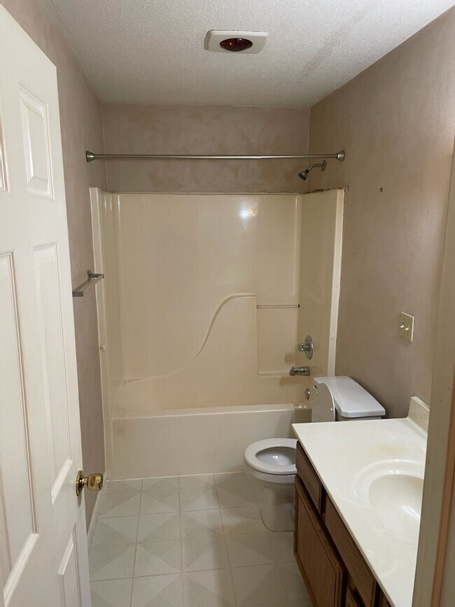 Foto del edificio - 2645 Villa Park Dr