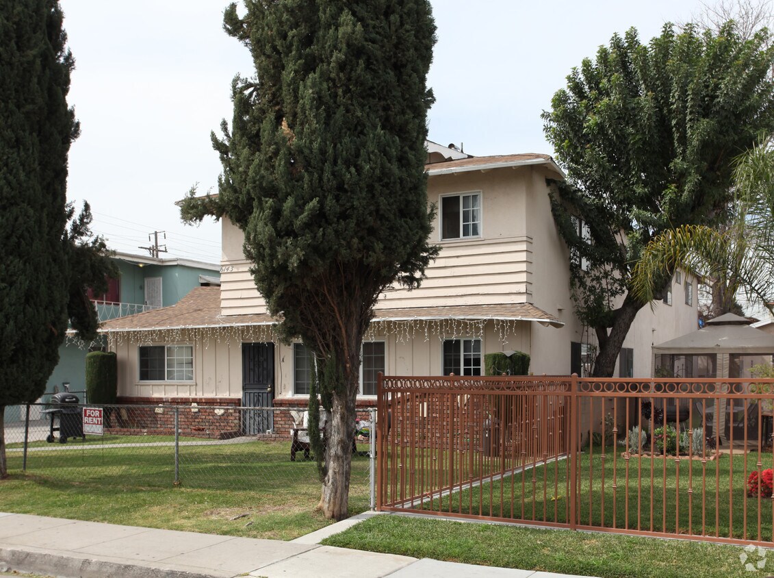Building Photo - 6143 Palm Ave