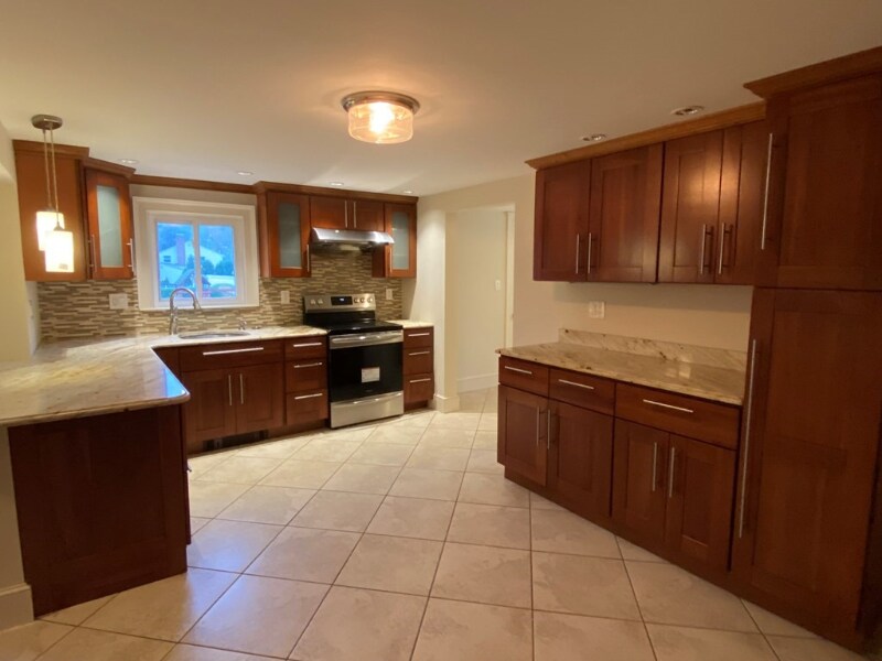 186 Dedham St, Canton, MA 02021 Townhome Rentals in Canton MA