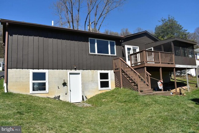 Foto del edificio - 7007 Edgemont Rd