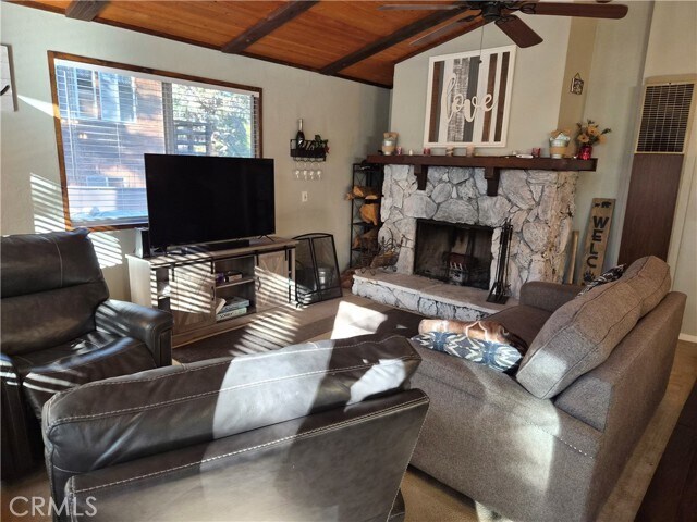 Foto del edificio - 1150 Pine Ridge Ln