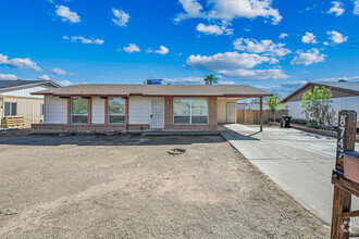 Building Photo - 8747 W Mariposa St